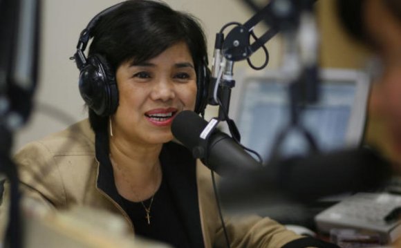 Vu Thanh Thuy broadcasts at