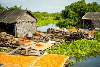 CAMBODIA - TONLE SAP VILLAGE