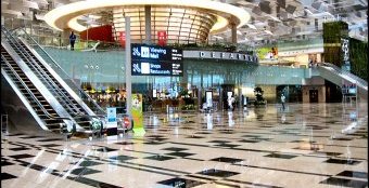 Vietnam Airlines news on top ten airports in the field